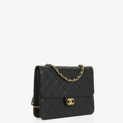 Chanel Kleine Classic Vintage Einzelklappentasche aus schwarzem gestepptem Lammleder mit 24K vergoldeten Beschlägen