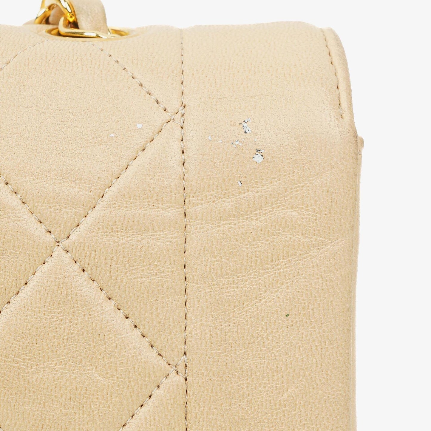 Chanel Vintage Small Diana Flap Tasche in Beige mit 24K vergoldeten Beschlägen