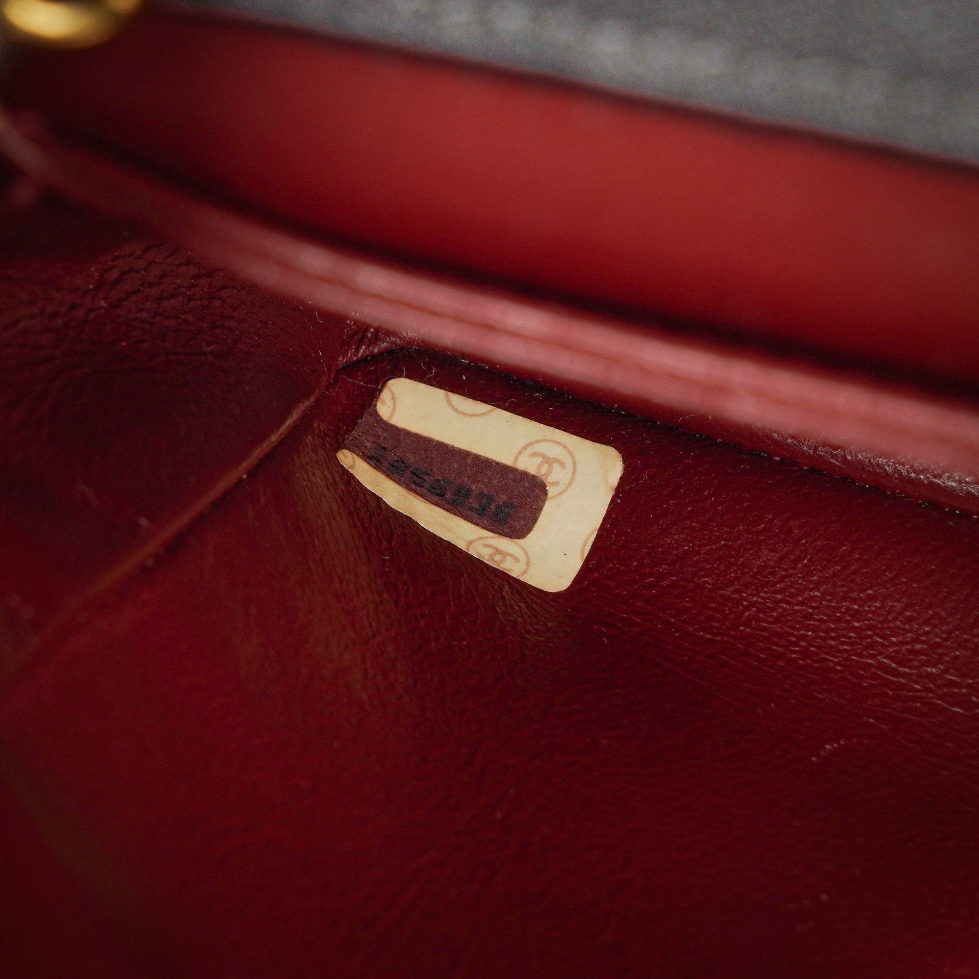 Chanel Vintage Small Single Flap Tasche aus schwarzem gestepptem Jersey und Leder mit 24K vergoldeter Hardware