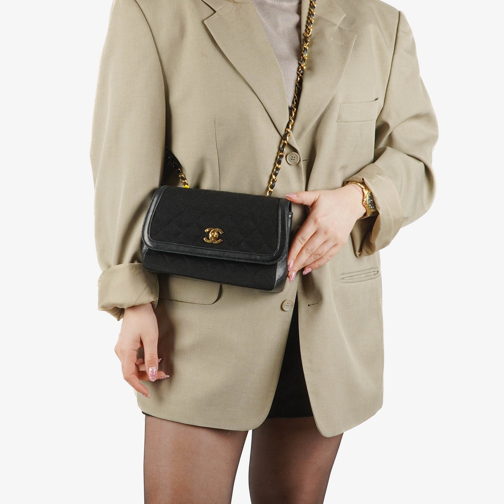 Chanel Vintage Small Single Flap Tasche aus schwarzem gestepptem Jersey und Leder mit 24K vergoldeter Hardware