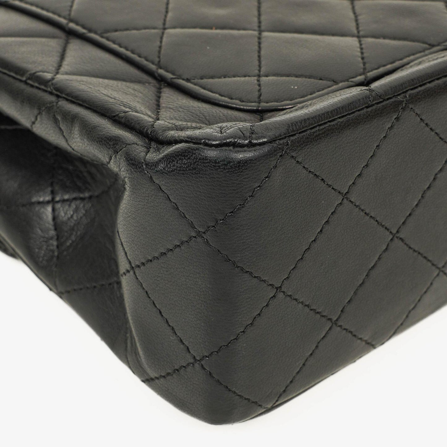 Chanel Vintage Quadratische Klassische Double Flap Tasche Schwarz Gestepptes Lammleder 24K Vergoldete Beschläge