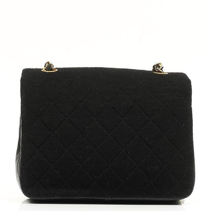 Chanel Vintage Square Single Flap Tasche aus schwarzem gestepptem Jersey und Leder mit 24K vergoldeten Beschlägen, 1989-1991