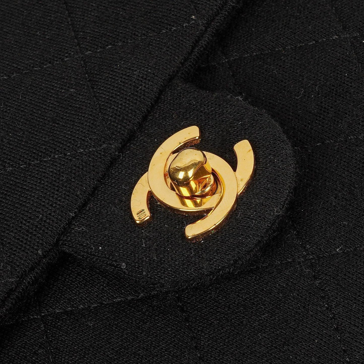 Chanel Vintage Square Single Flap Tasche aus schwarzem gestepptem Jersey und Leder mit 24K vergoldeten Beschlägen, 1989-1991