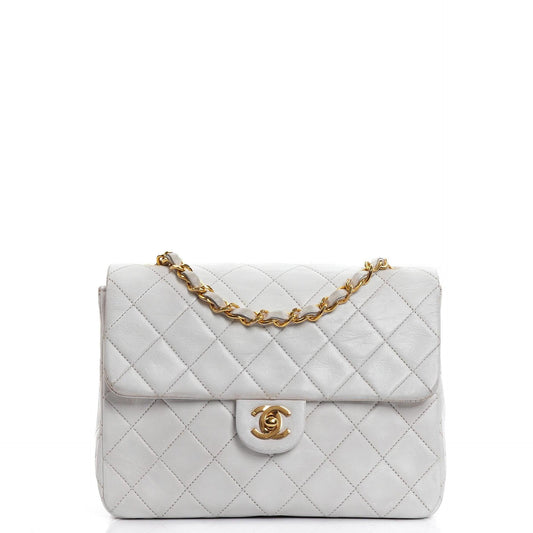 Chanel Vintage Square Flap Bag aus weißem gestepptem Lammleder mit 24K goldplattierten Beschlägen