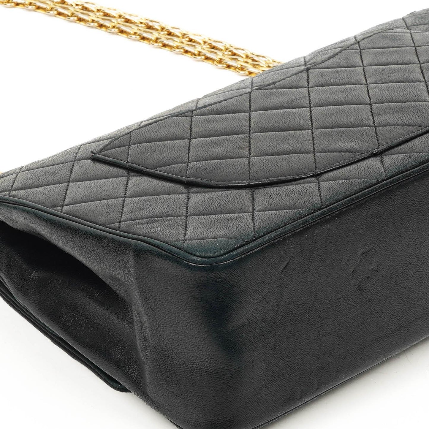 Chanel Vintage zeitlose klassische mittlere Doppelklappen-Tasche Schwarz gestepptes Lammleder mit 24K goldplattierter Hardware und Mademoiselle-Kette