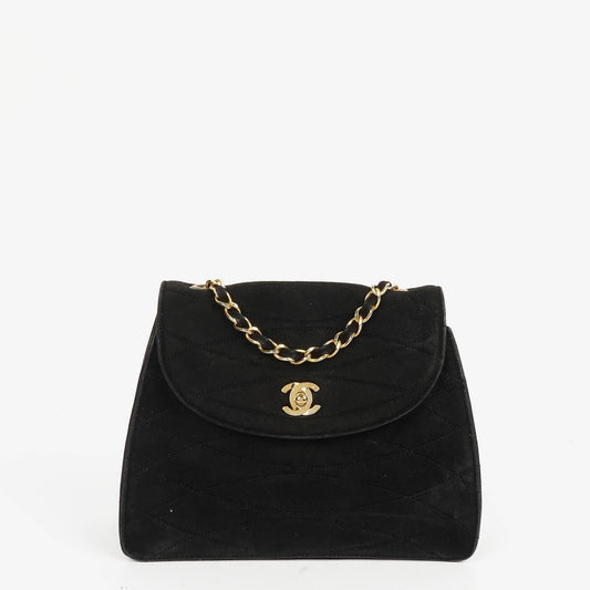 Chanel Mini Trapez Klappentasche Schwarz Gepolstertes Wildleder Mit 24K vergoldeter Hardware