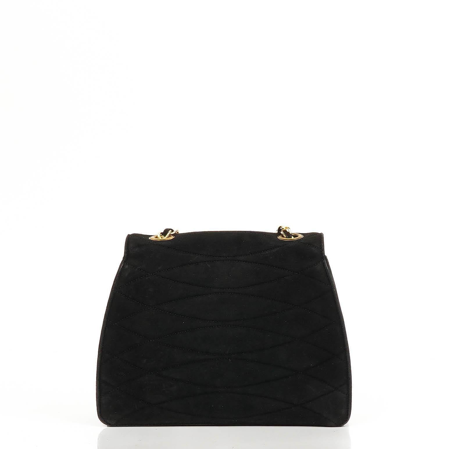 Chanel Mini Trapez Klappentasche Schwarz Gepolstertes Wildleder Mit 24K vergoldeter Hardware
