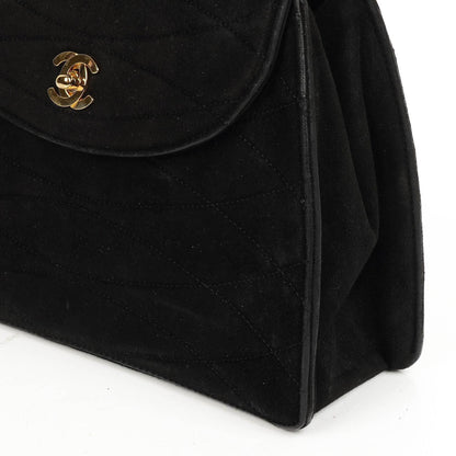 Chanel Mini Trapez Klappentasche Schwarz Gepolstertes Wildleder Mit 24K vergoldeter Hardware