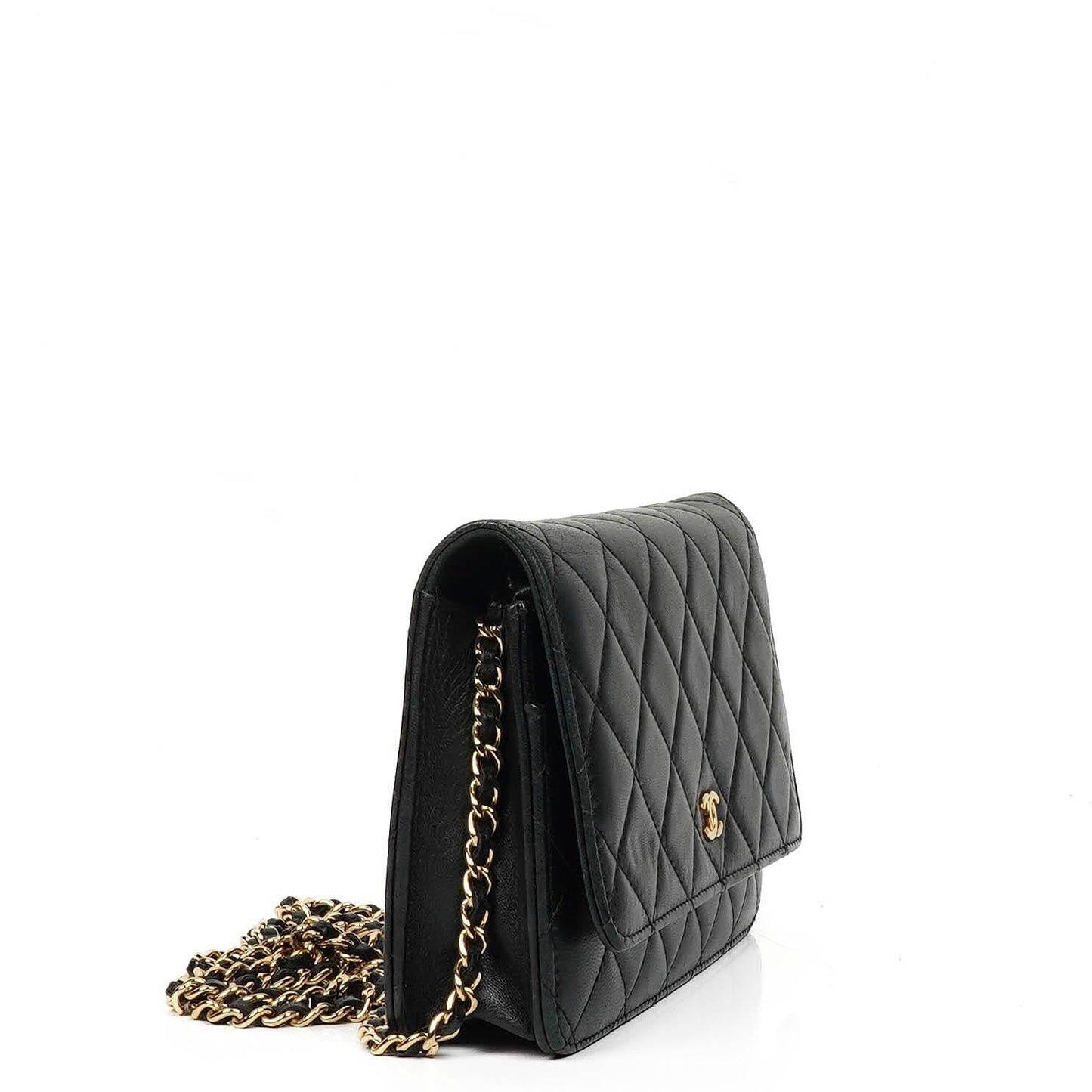 Chanel Wallet On Chain WOC schwarzes gestepptes Lammleder mit goldfarbenen Beschlägen