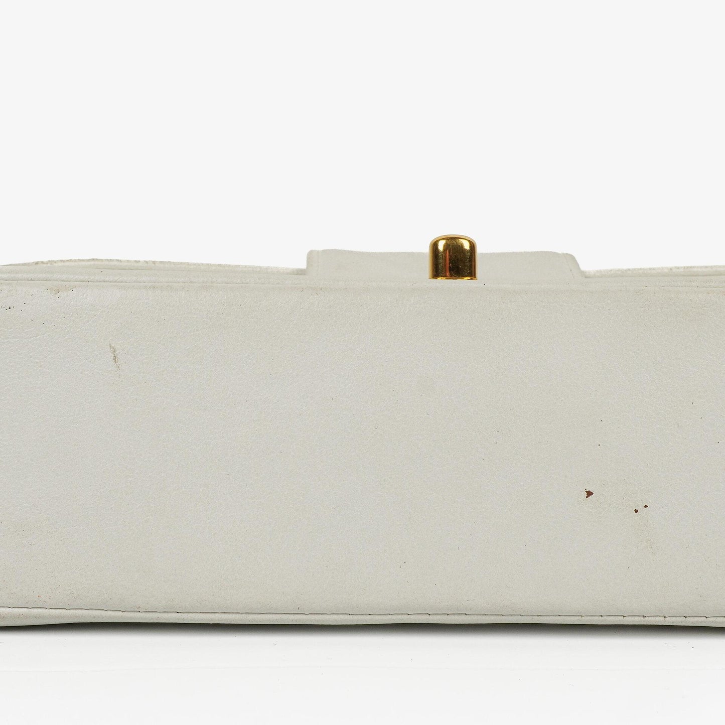 Chanel Kleine horizontale Double Flap Tasche in Weiß mit Steppung und 24K vergoldeter Hardware