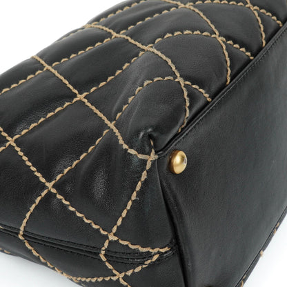 Chanel Wild Stitch Schwarz gesteppte Leder CC Schultertasche mit Goldfarbenen Beschlägen