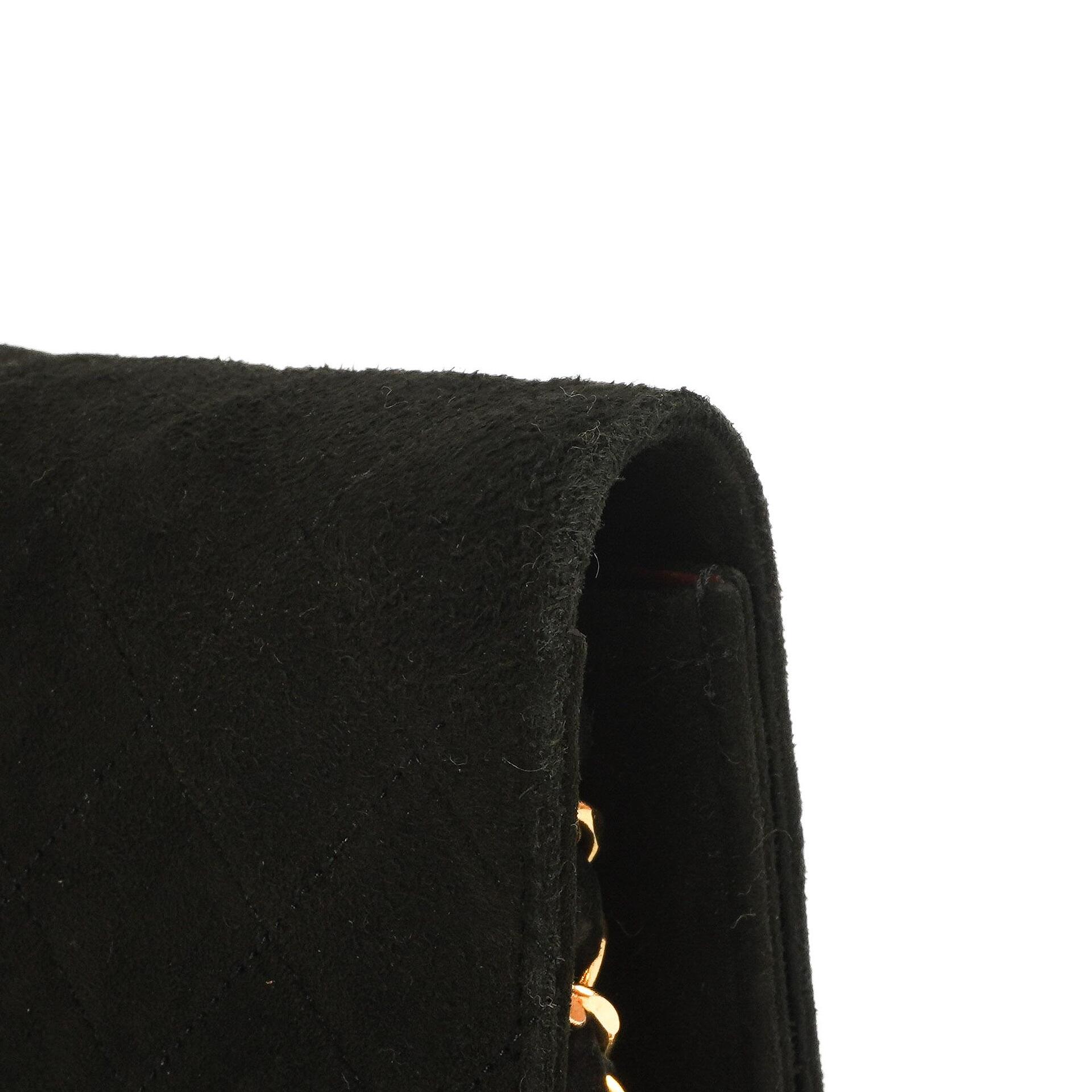 Chanel WOC Mini Klassische Vollklappen Schwarze Gequiltete Wildleder Mit 24K Goldbeschichtetem Zubehör