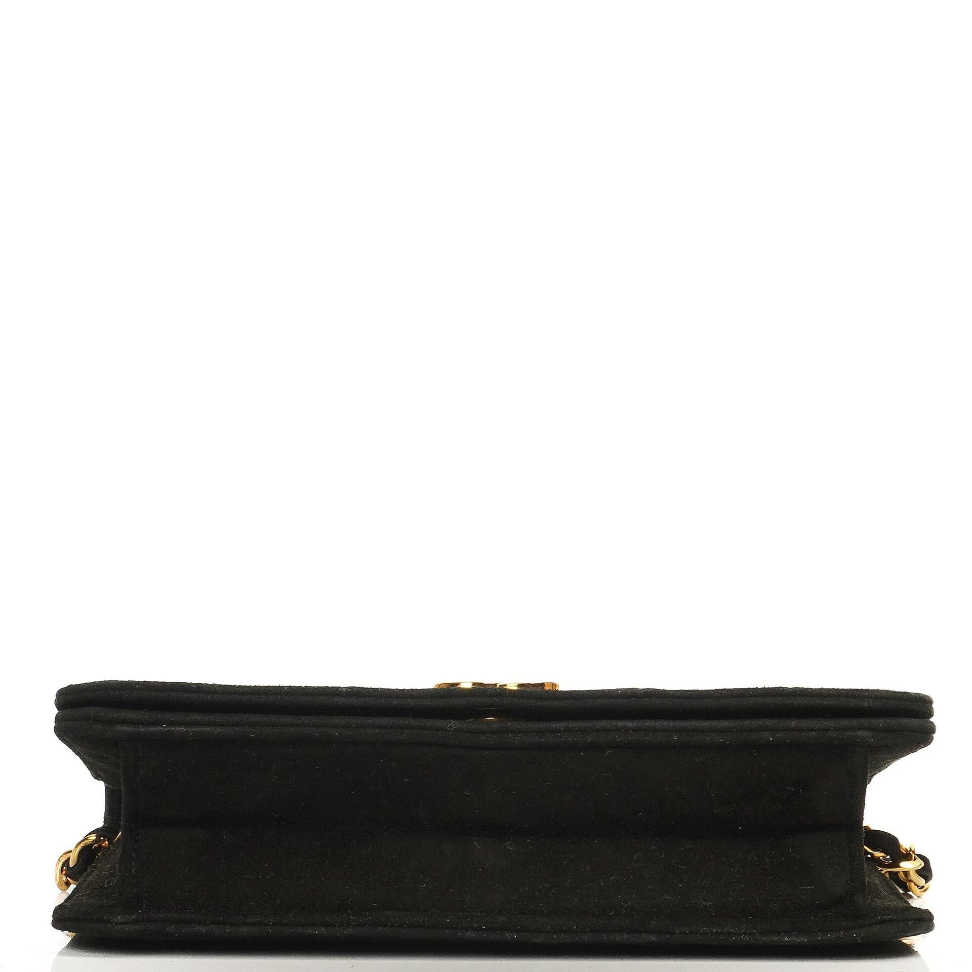 Chanel WOC Mini Klassische Vollklappen Schwarze Gequiltete Wildleder Mit 24K Goldbeschichtetem Zubehör