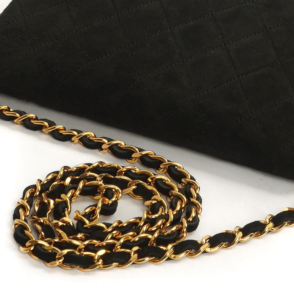 Chanel WOC Mini Klassische Vollklappen Schwarze Gequiltete Wildleder Mit 24K Goldbeschichtetem Zubehör