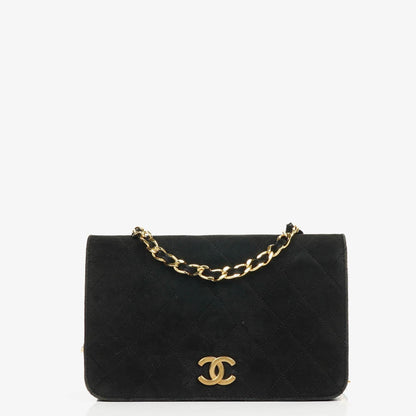 Chanel WOC Mini Klassische Vollklappen Schwarze Gequiltete Wildleder Mit 24K Goldbeschichtetem Zubehör