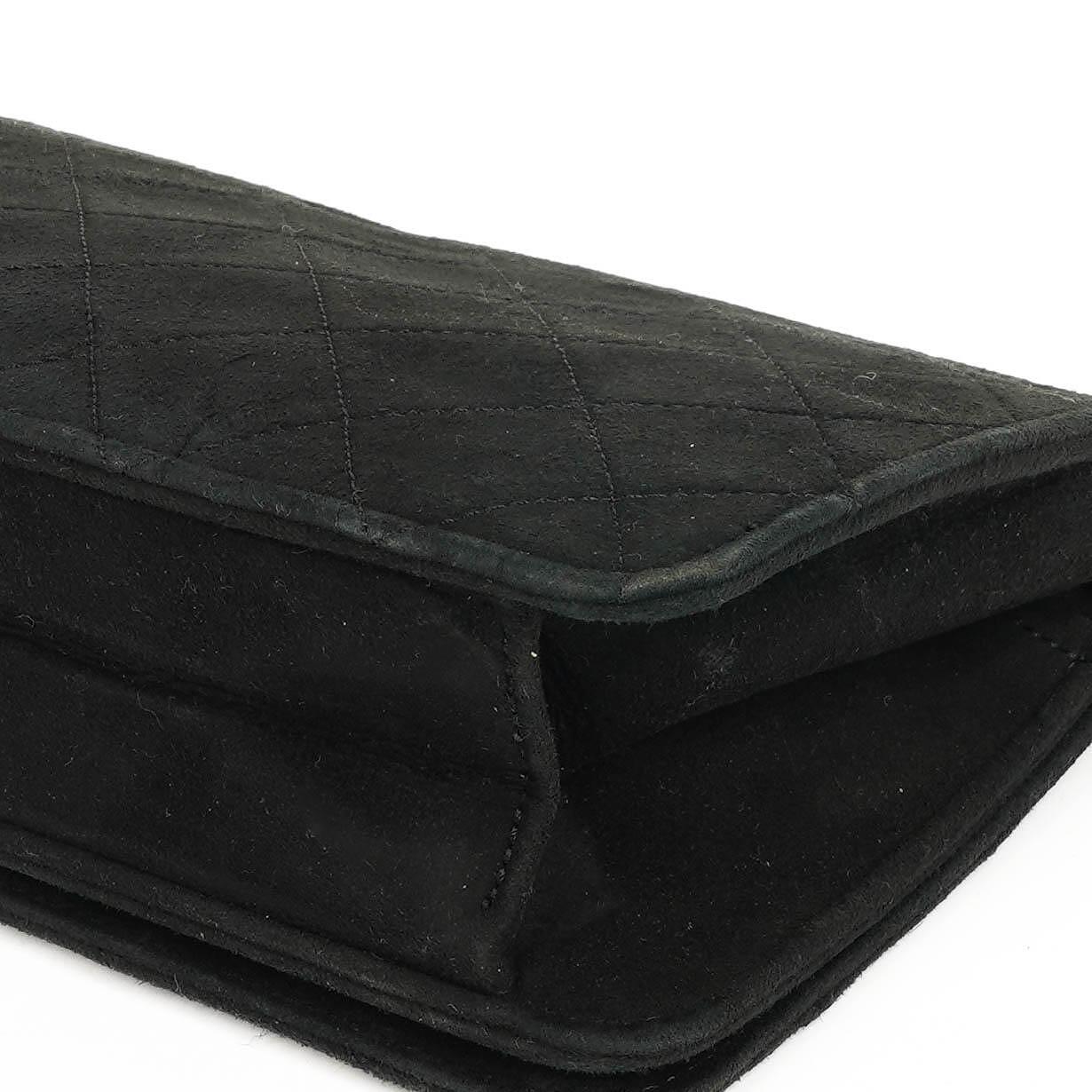 Chanel WOC Mini Klassische Vollklappen Schwarze Gequiltete Wildleder Mit 24K Goldbeschichtetem Zubehör