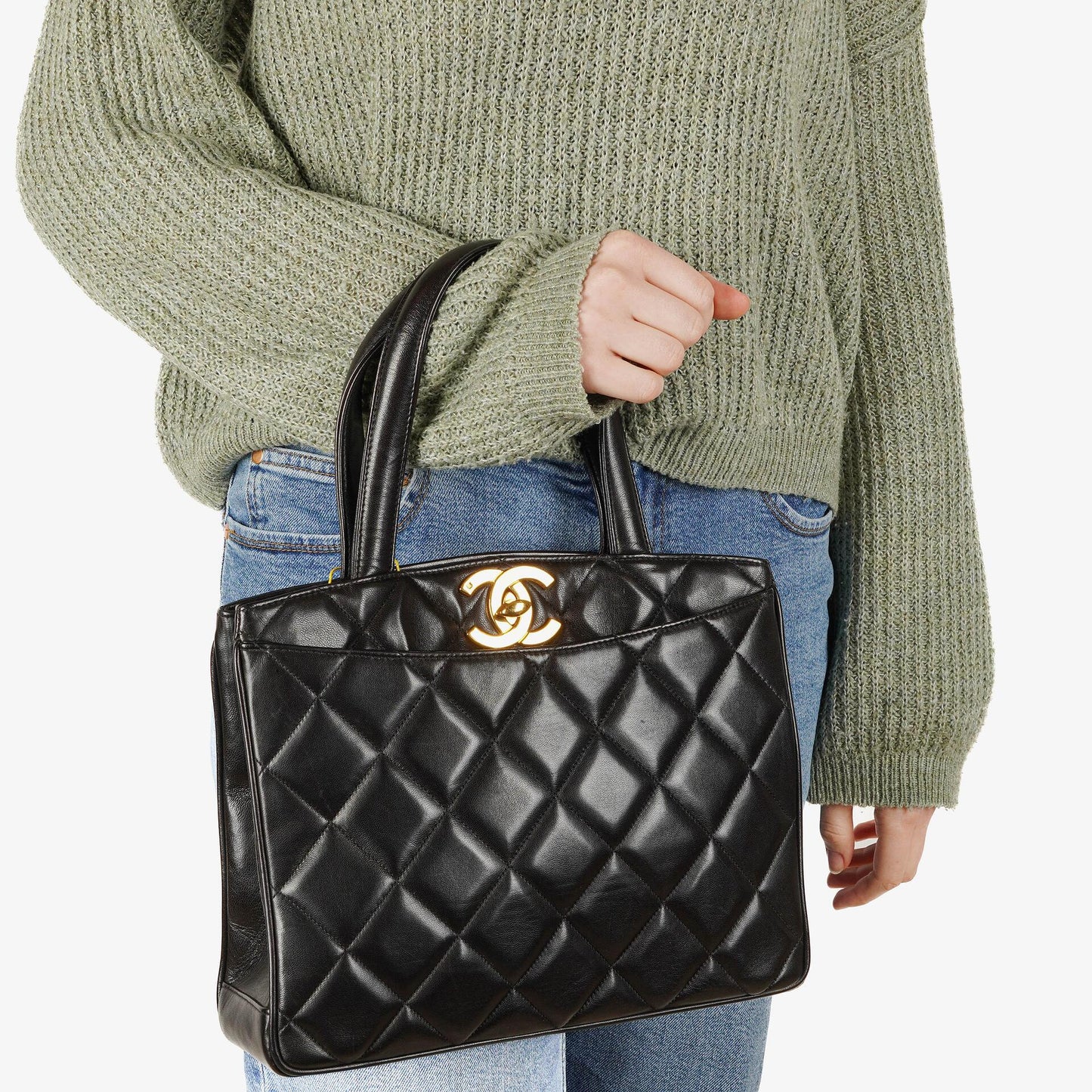 Chanel XL CC Logo Tote Tasche aus schwarzem gestepptem Leder