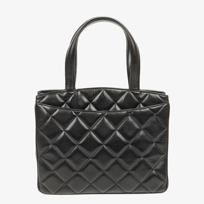 Chanel XL CC Logo Tote Tasche aus schwarzem gestepptem Leder