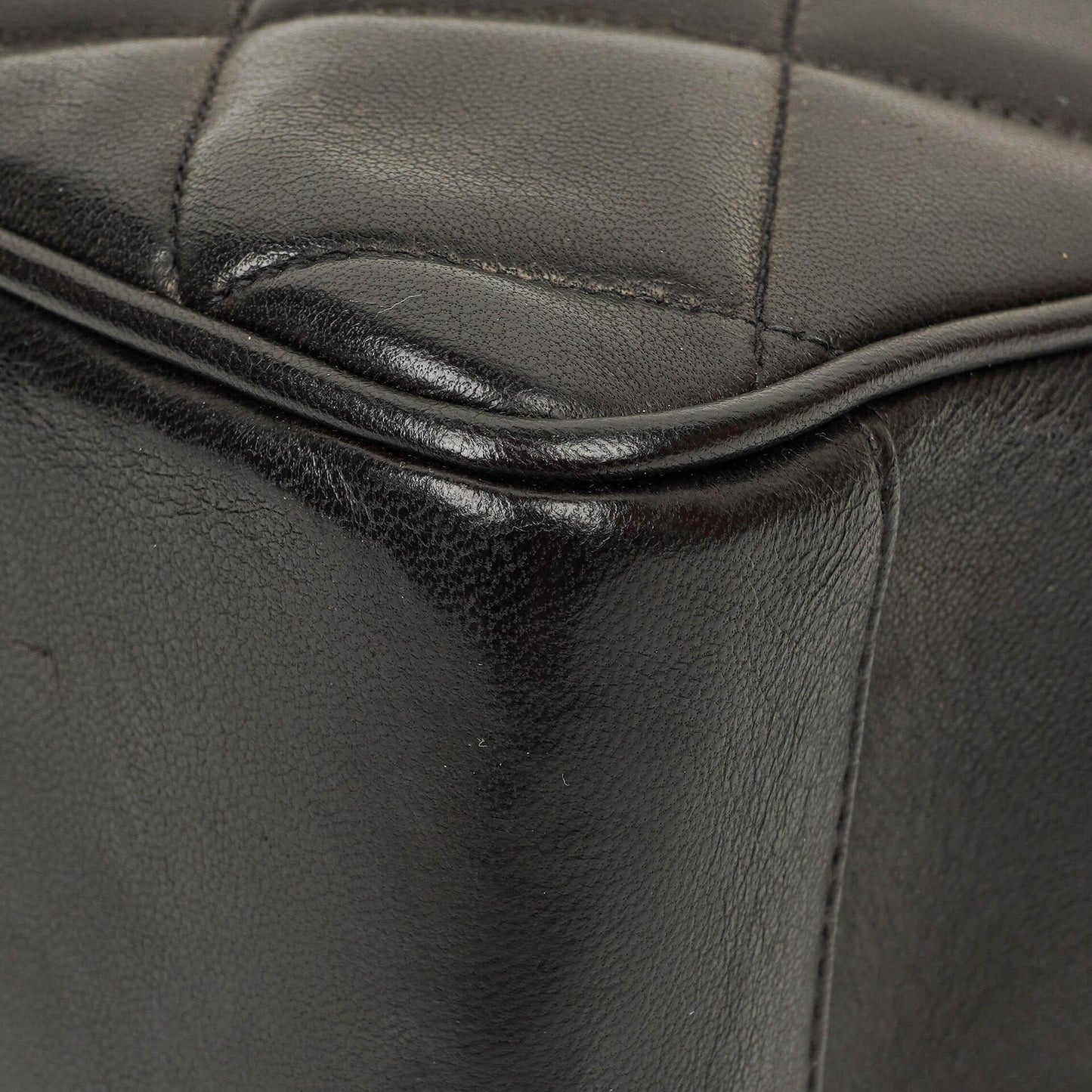 Chanel XL CC Logo Tote Tasche aus schwarzem gestepptem Leder