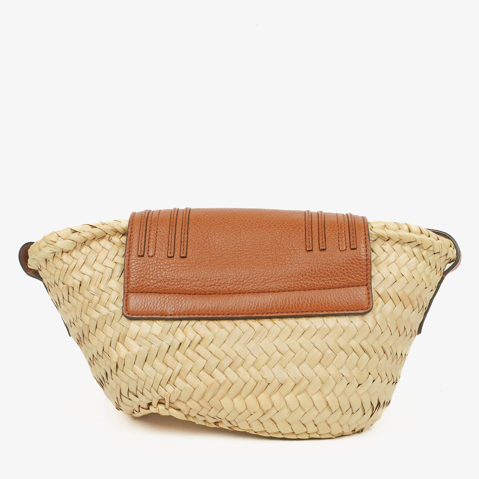 Chloé kleine Marcie Korbtasche aus braunem geflochtenem Raffia und Leder