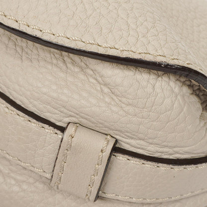 Chloe Marcie Umhängetasche mit Sattel aus neutralem Leder