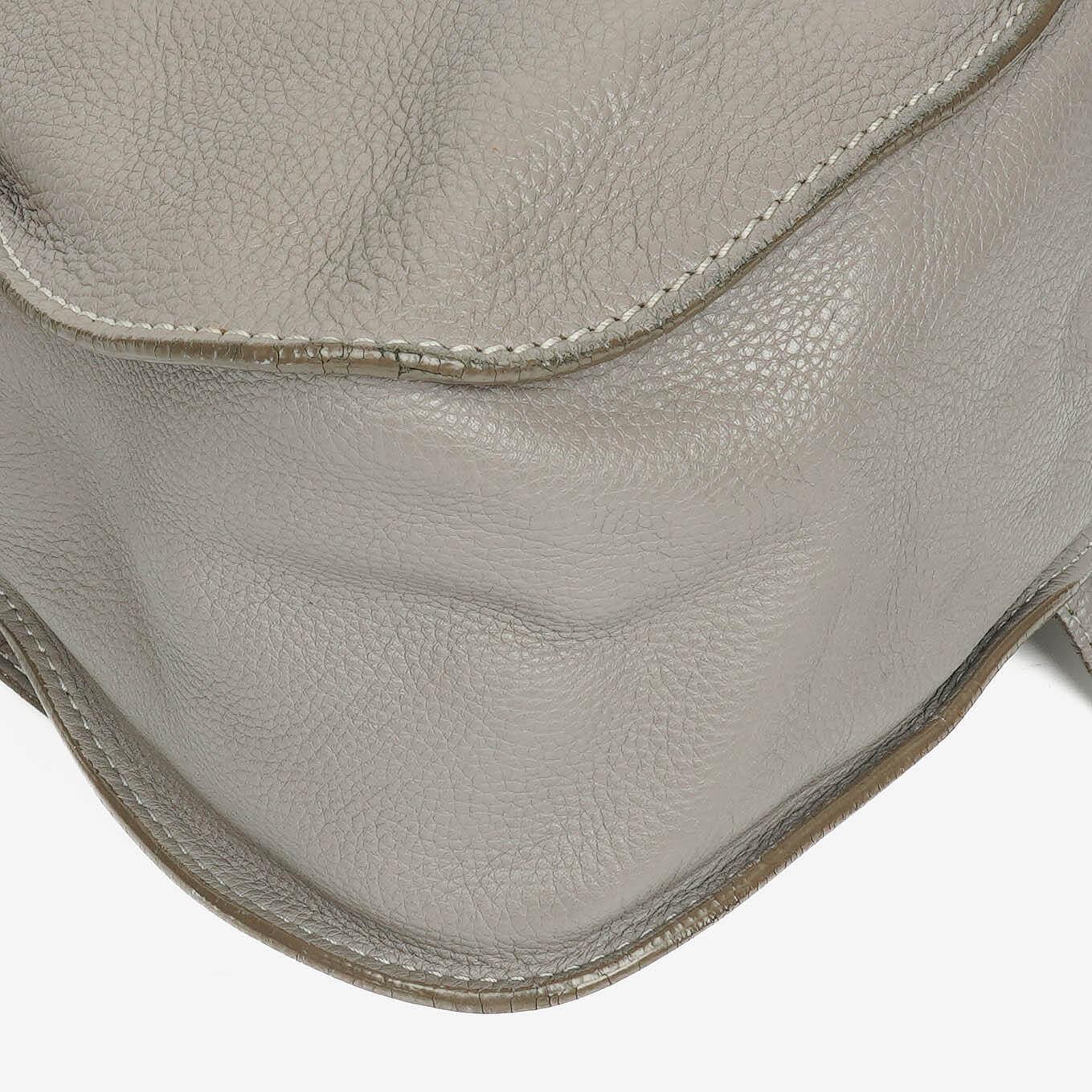 Chloé Marcie Handtasche aus Leder mit Tragegriff und Schulterriemen