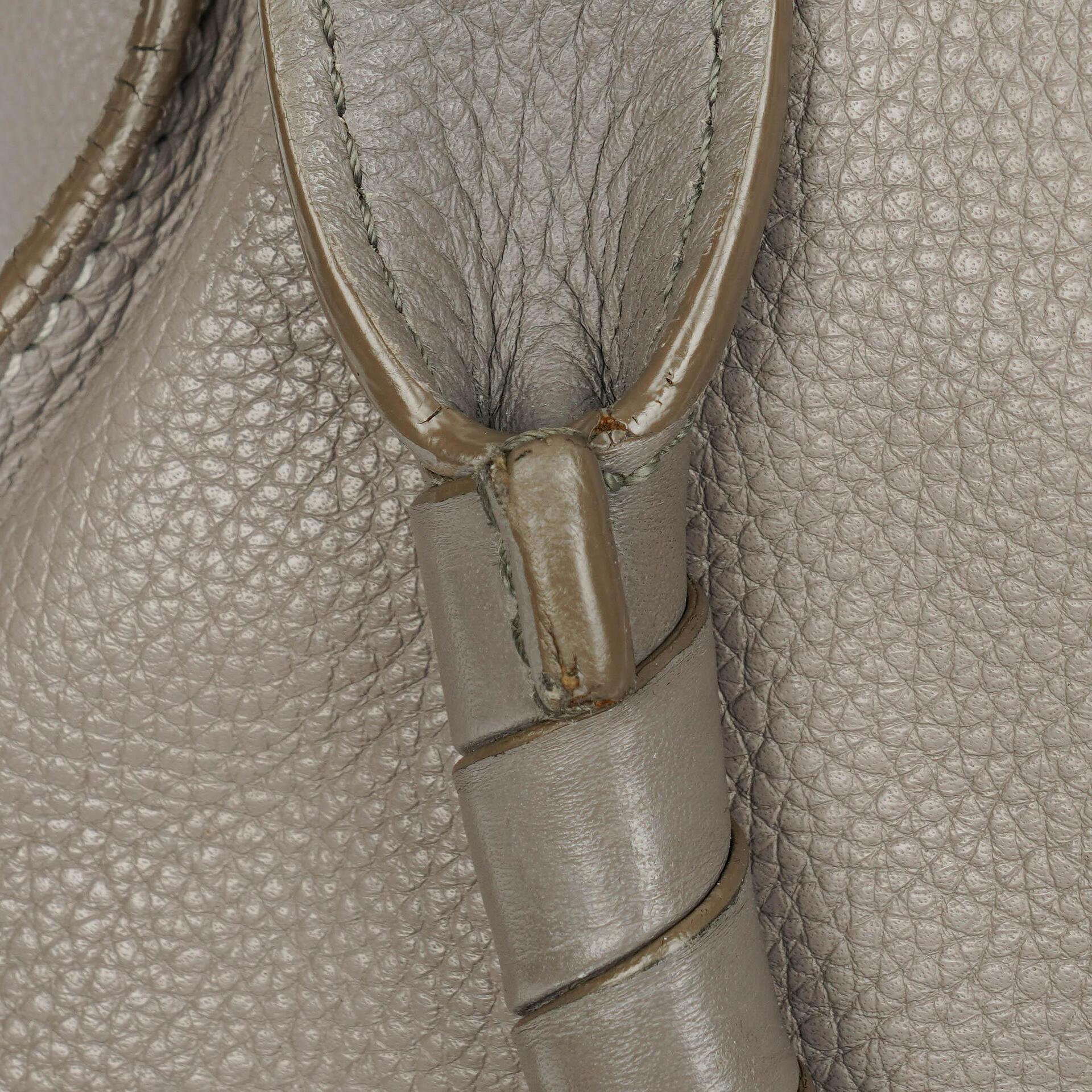 Chloé Marcie Handtasche aus Leder mit Tragegriff und Schulterriemen