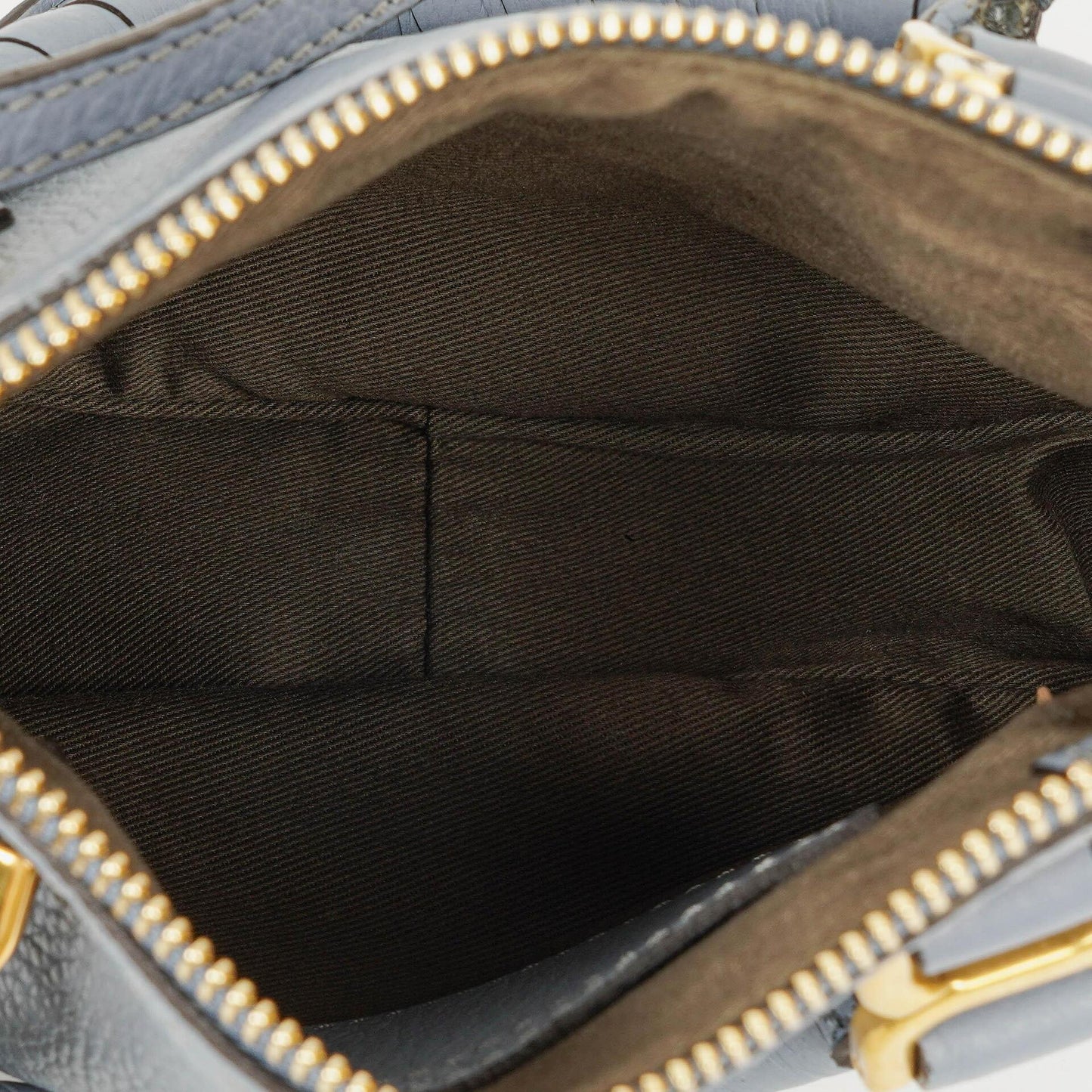 Chloé Marcie Mini Tasche aus genarbtem Leder in Ash Blue