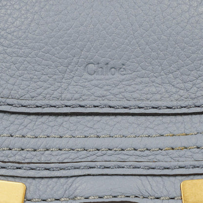 Chloé Marcie Mini Tasche aus genarbtem Leder in Ash Blue