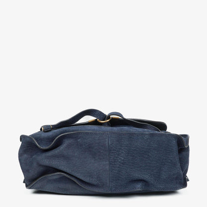 Chloe Marcie Schultertasche aus navyfarbenem Nubuk