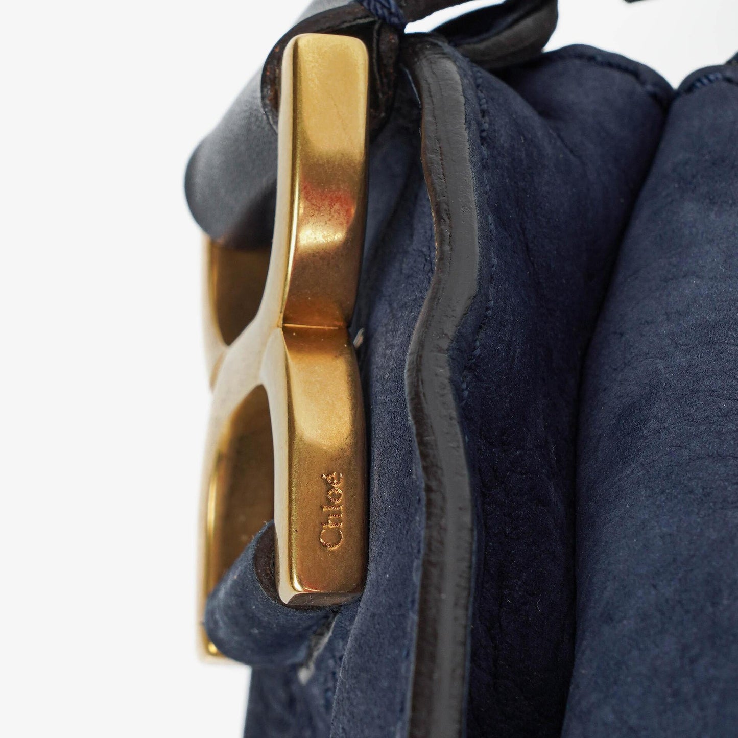 Chloe Marcie Schultertasche aus navyfarbenem Nubuk