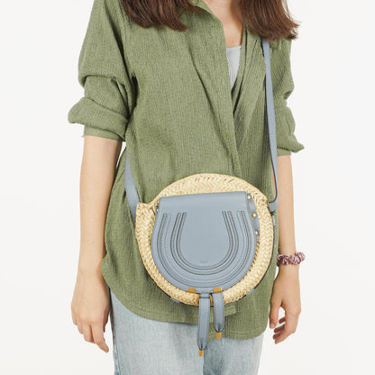 Chloé Marcie Korb-Crossbody-Tasche aus Raffia und Leder