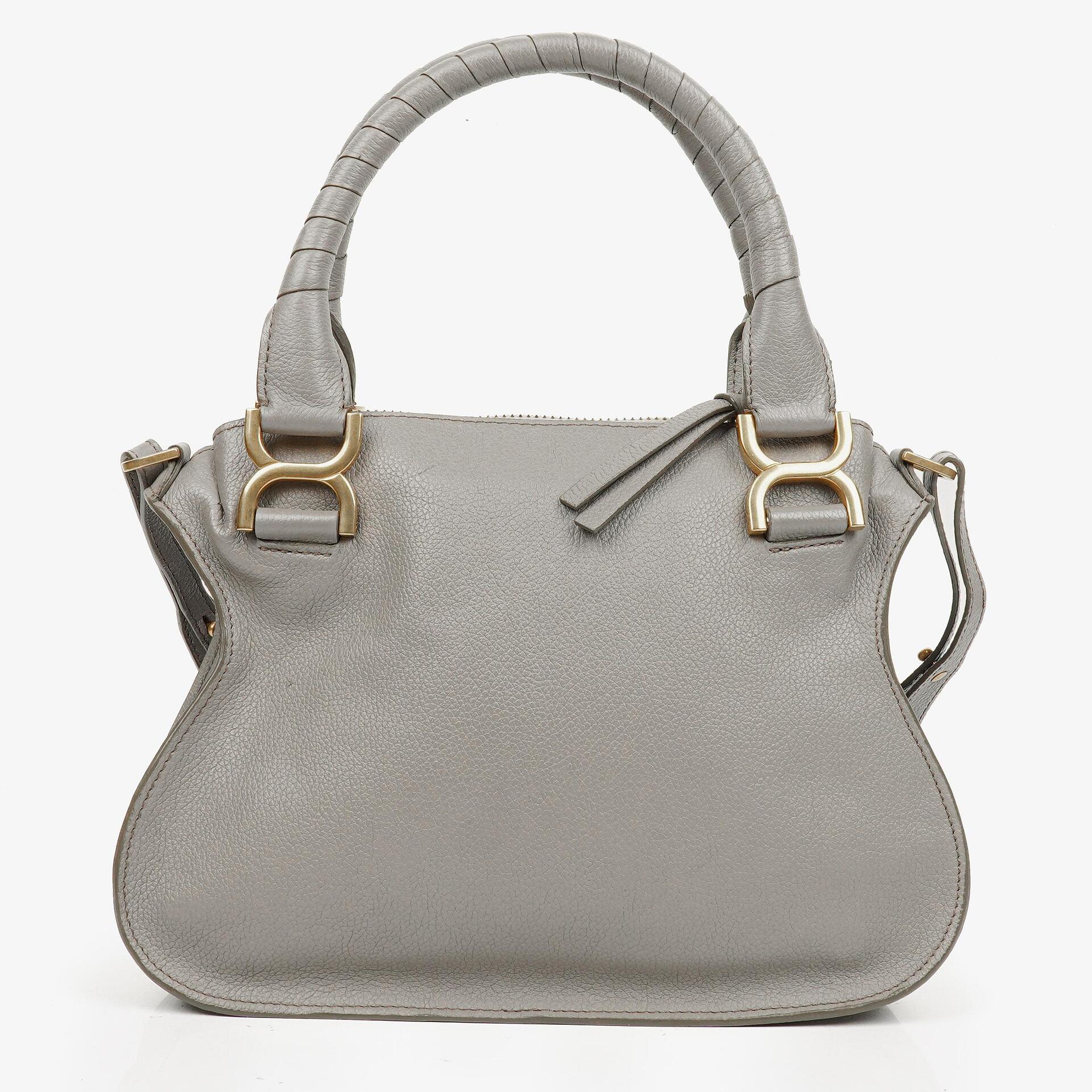 Chloe Marcie Small Tasche aus kaschmirgrauem genarbtem Leder