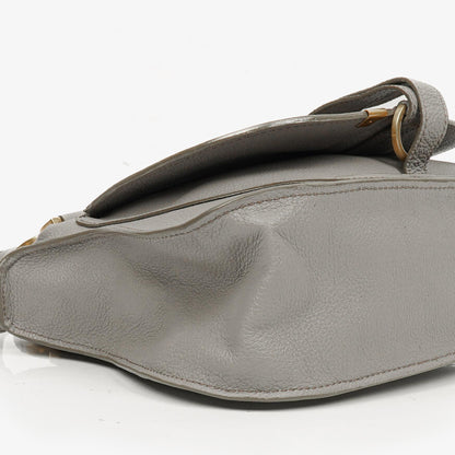 Chloe Marcie Small Tasche aus kaschmirgrauem genarbtem Leder
