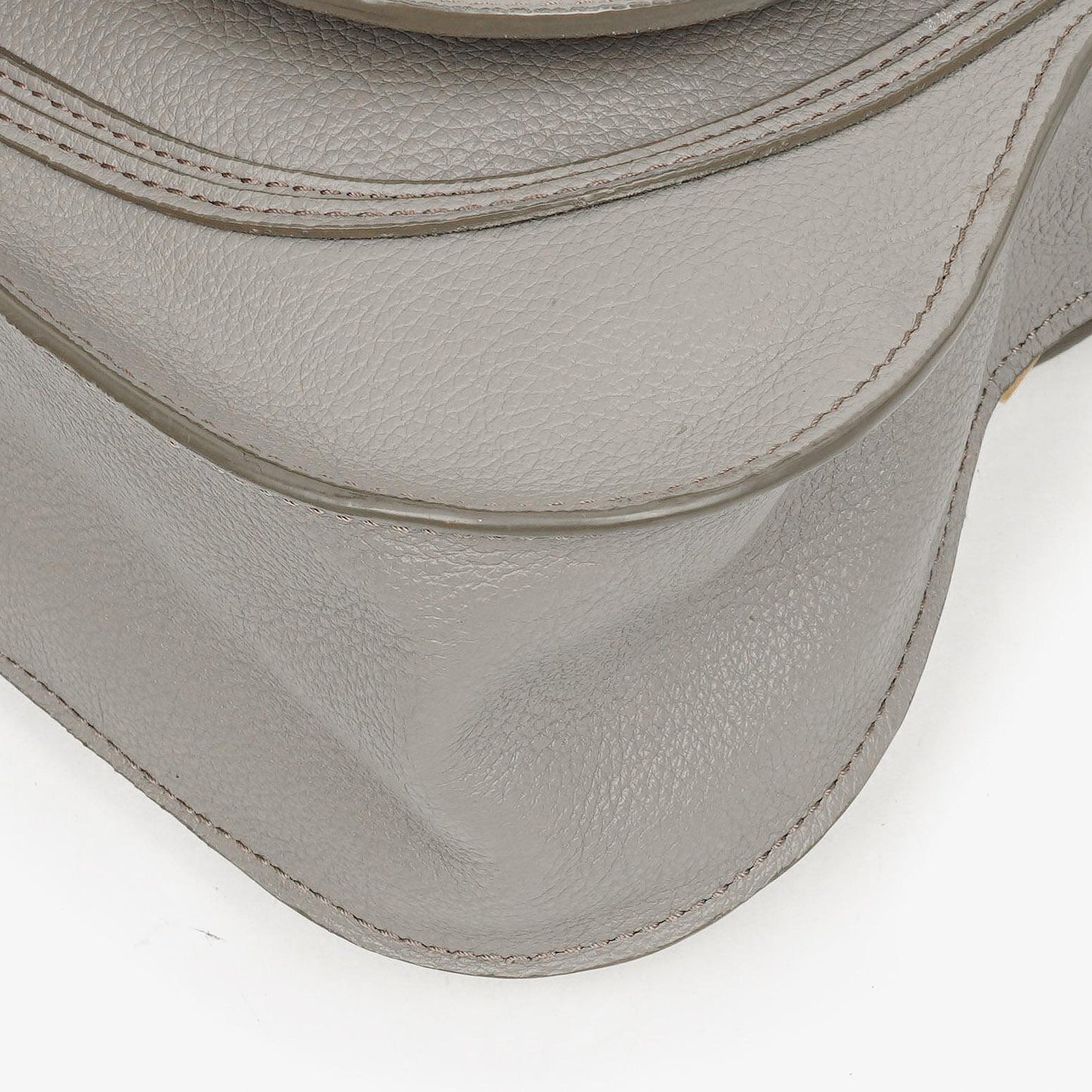 Chloe Marcie Small Tasche aus kaschmirgrauem genarbtem Leder
