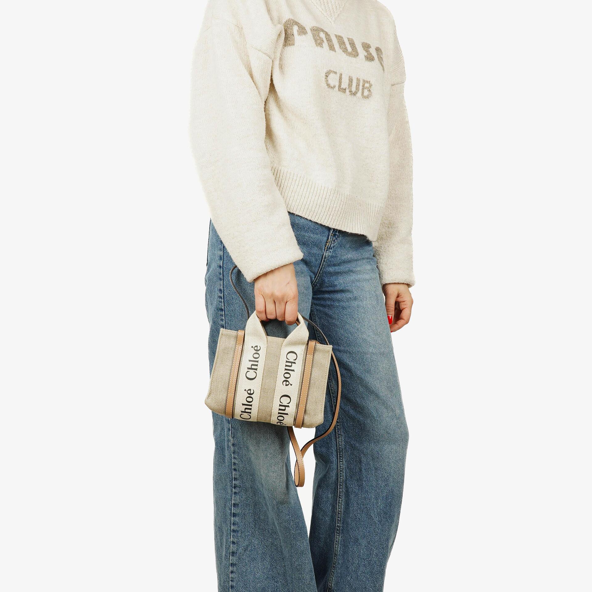 Chloé Mini Woody Tote Bag aus Leinen