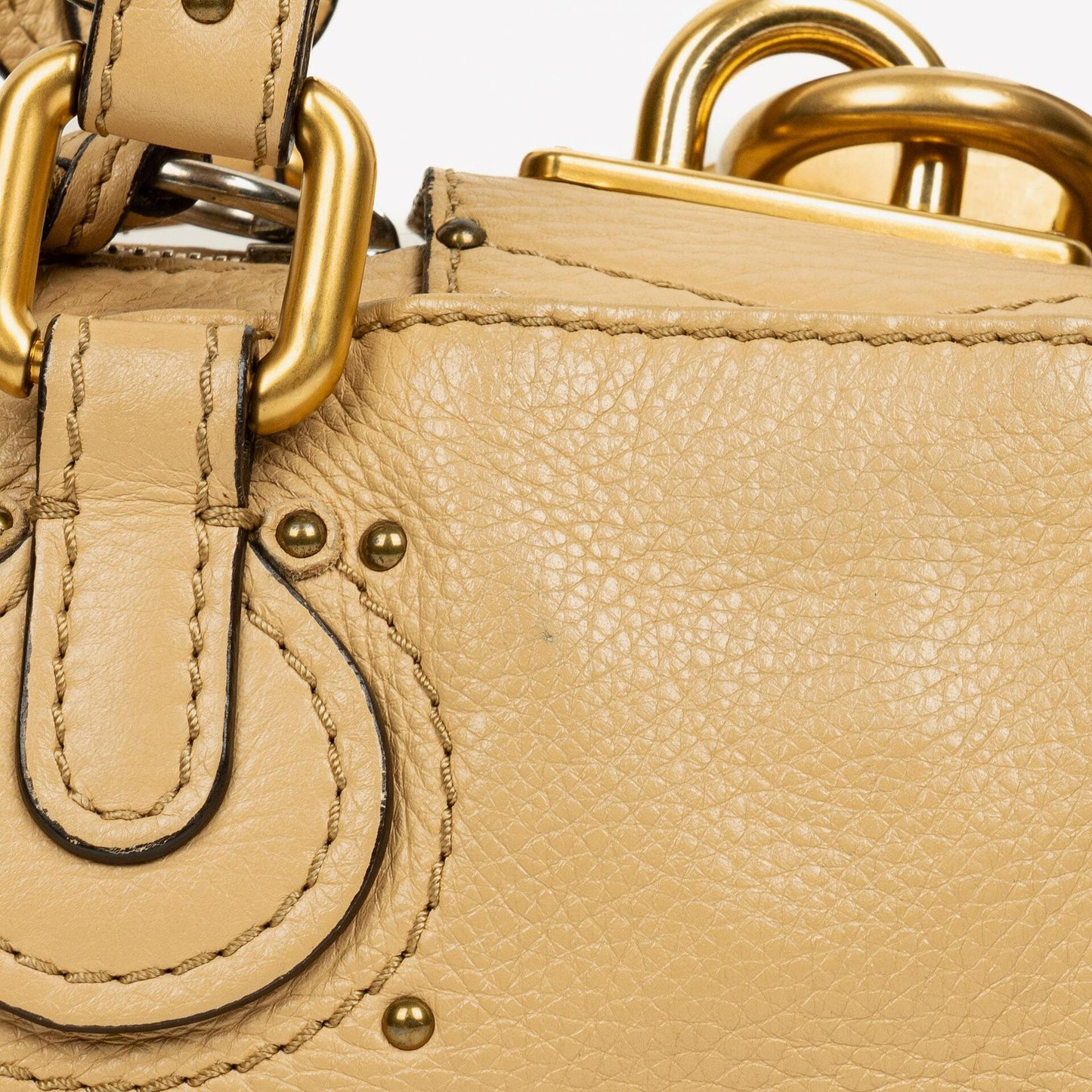 Chloe Paddington Kleine Satchel-Tasche aus beigem Kalbsleder