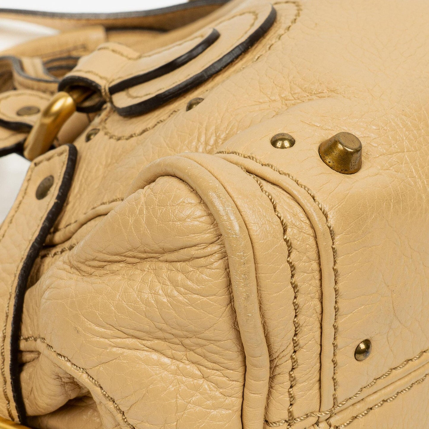 Chloe Paddington Kleine Satchel-Tasche aus beigem Kalbsleder