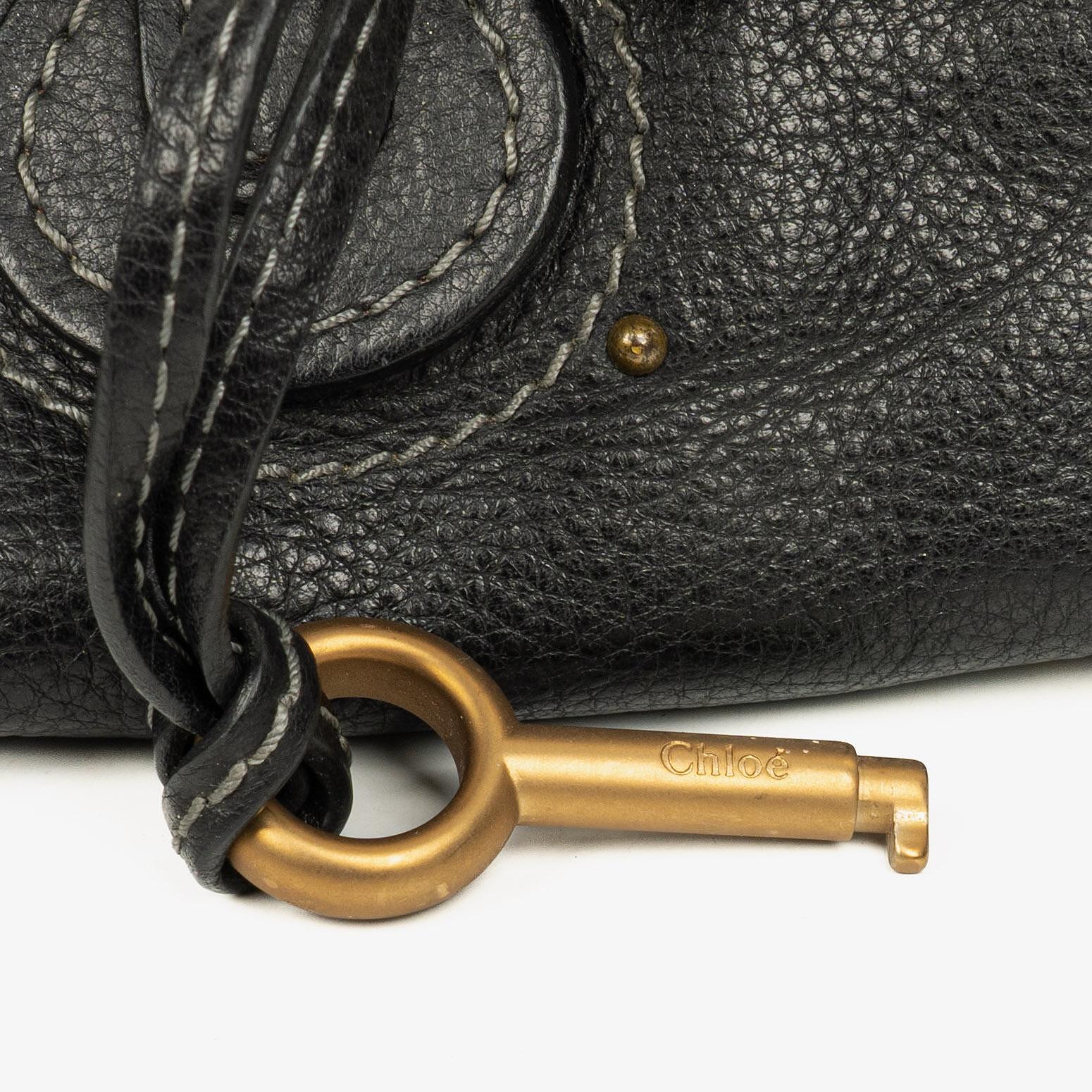 Chloe Paddington Kleine Satchel-Tasche aus schwarzem Kalbsleder