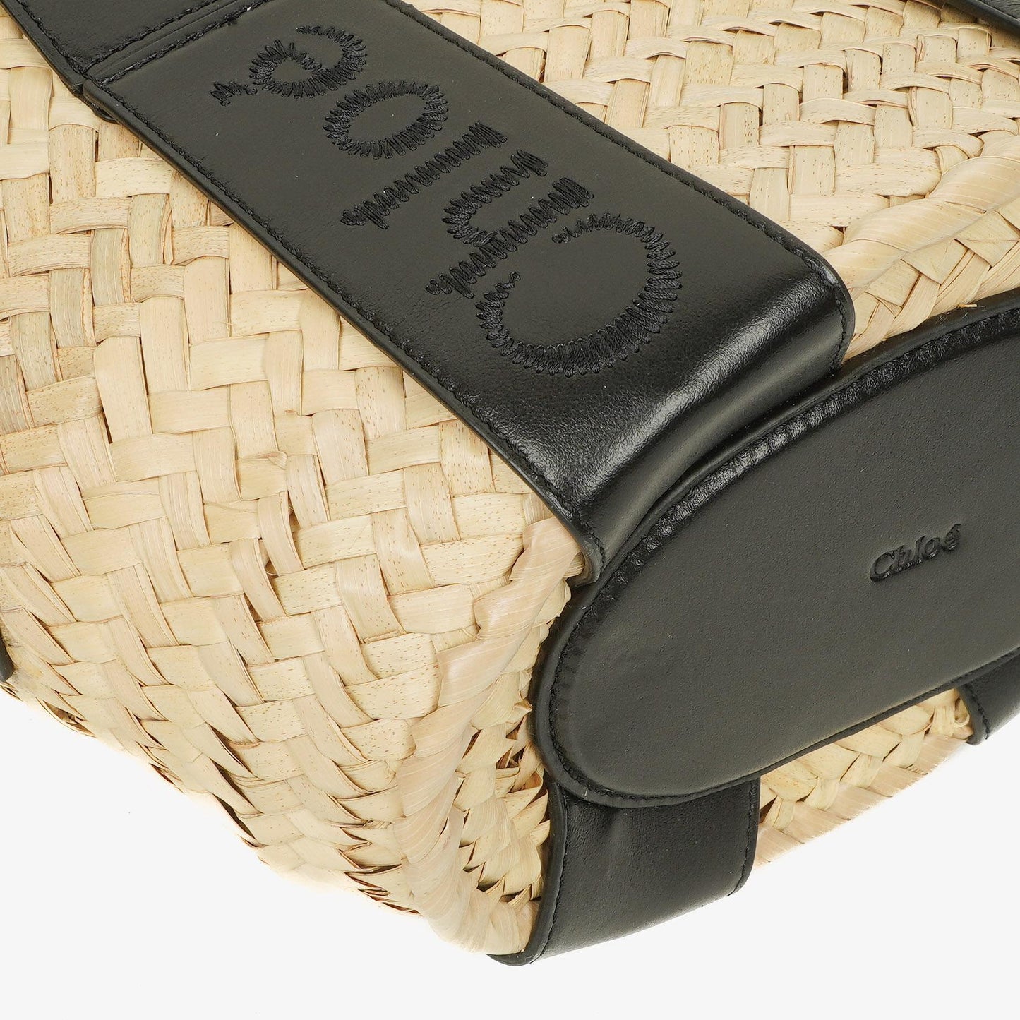 Chloe Small Sense Korbtasche aus Raffia und glattem Kalbsleder