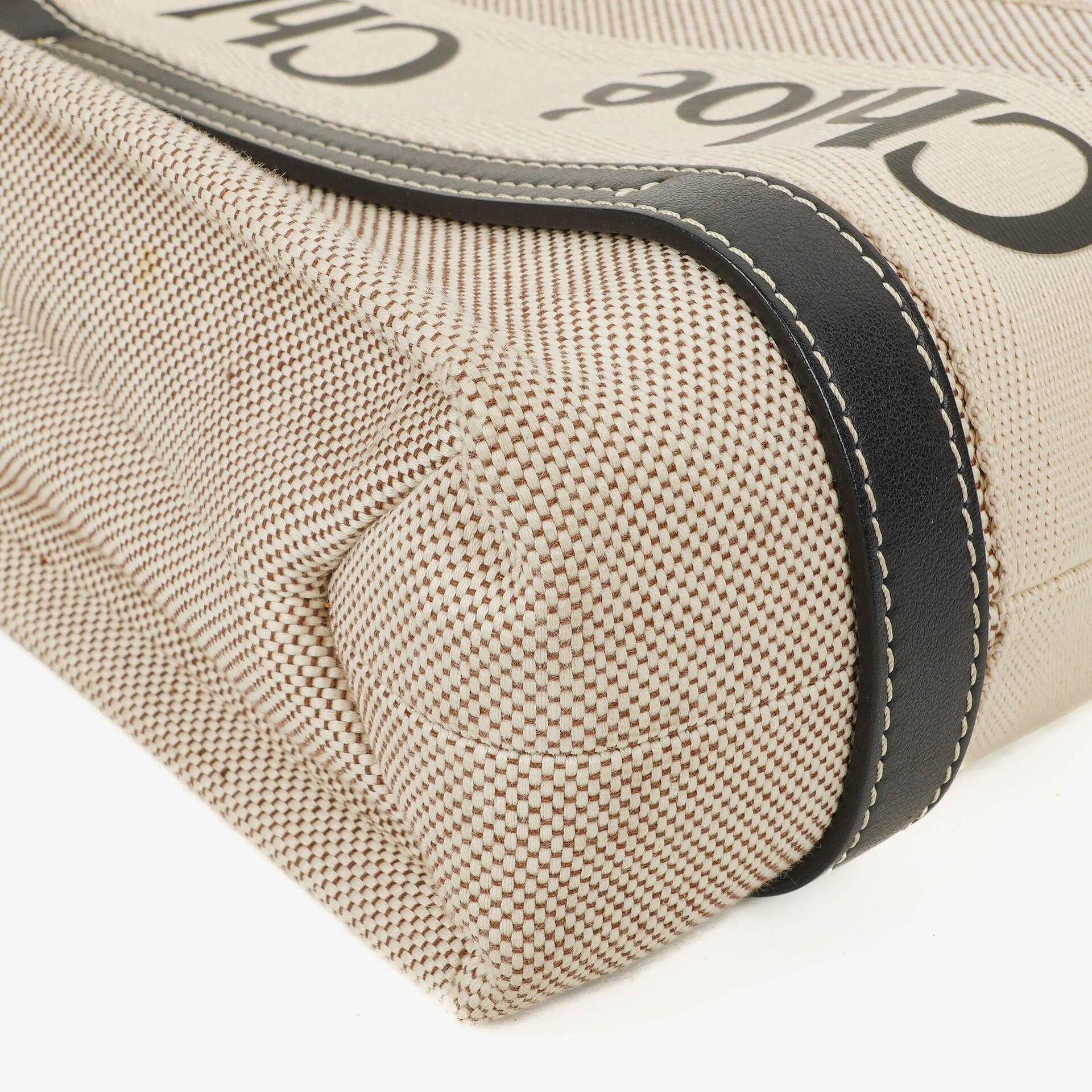 Chloé Small Woody Tote Bag aus Leinen