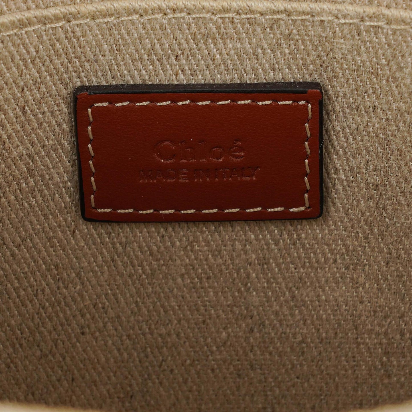Chloe Kleine Woody Tragetasche aus Leinen in Braun