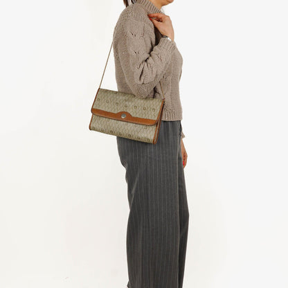 Christian Dior Ketten-Schultertasche mit Wabenmuster in Beige