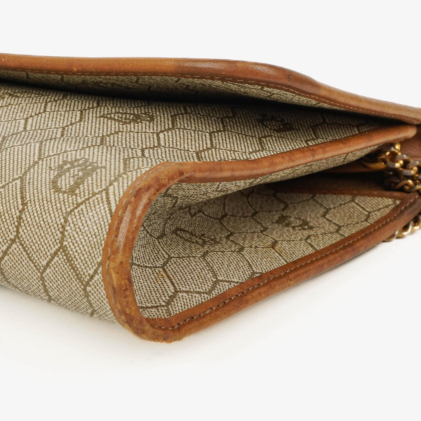 Christian Dior Ketten-Schultertasche mit Wabenmuster in Beige