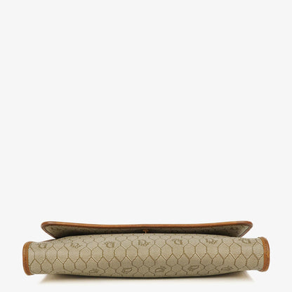 Christian Dior Ketten-Schultertasche mit Wabenmuster in Beige