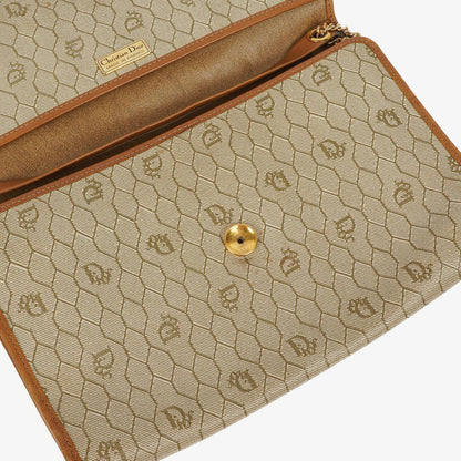 Christian Dior Ketten-Schultertasche mit Wabenmuster in Beige