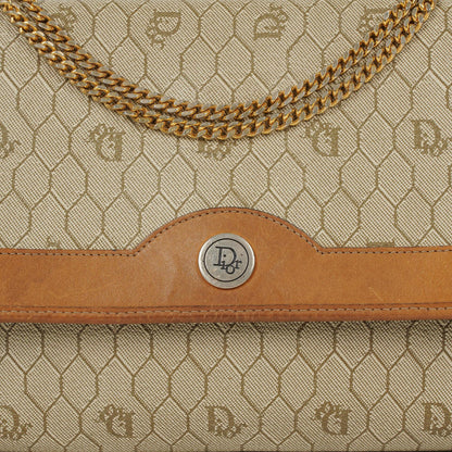 Christian Dior Ketten-Schultertasche mit Wabenmuster in Beige