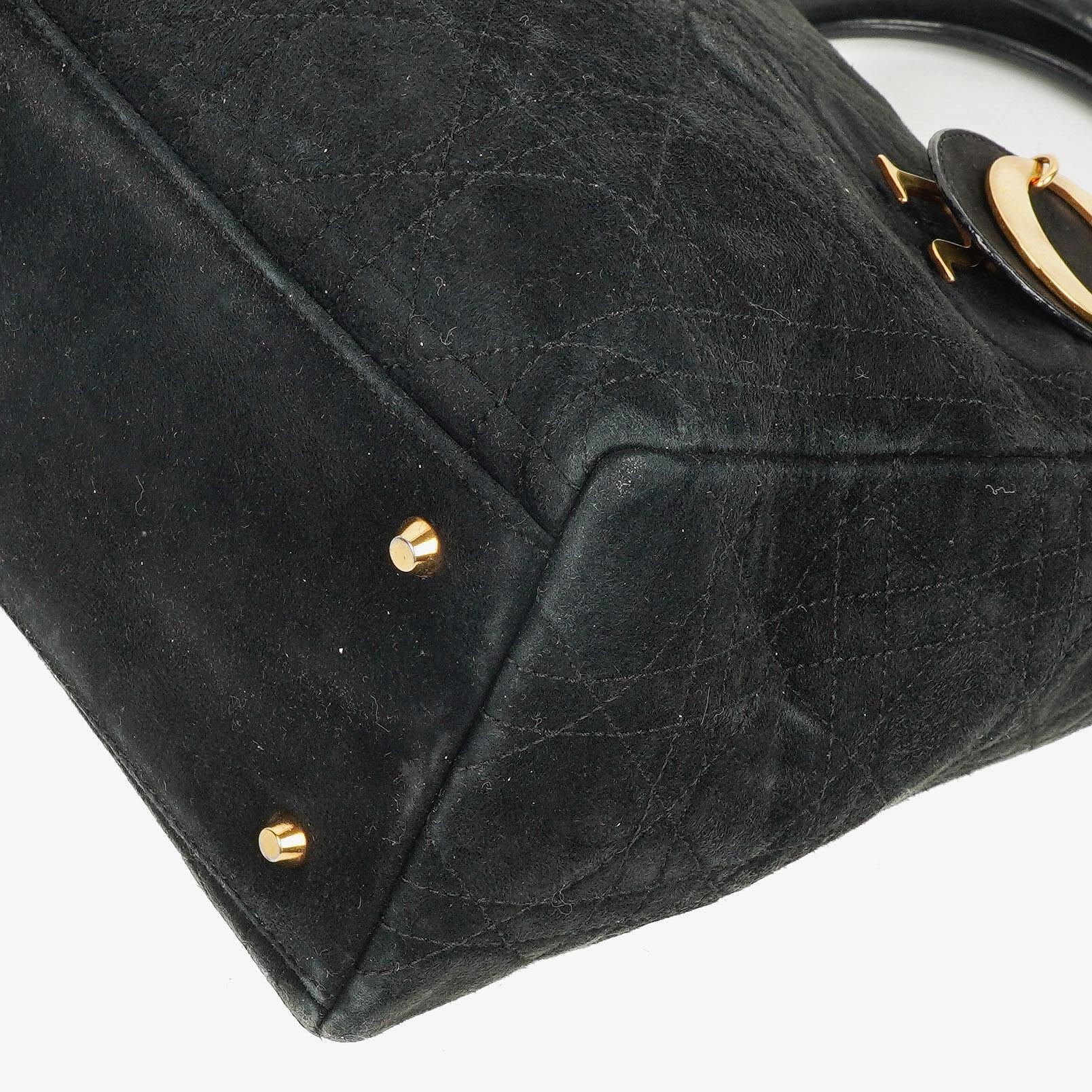 Christian Dior Lady Dior Tote Bag aus schwarzem Cannage-gestepptem Wildleder