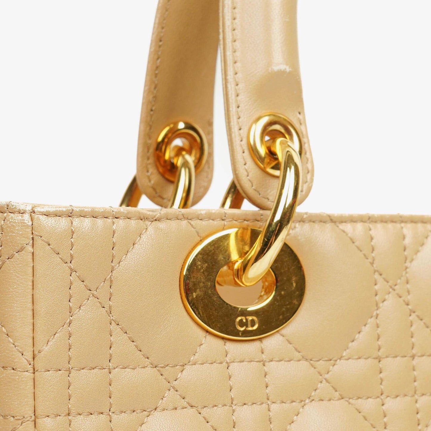 Christian Dior Lady Dior Tasche aus beigem Cannage-Steppleder