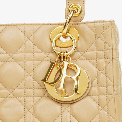 Christian Dior Lady Dior Tasche aus beigem Cannage-Steppleder